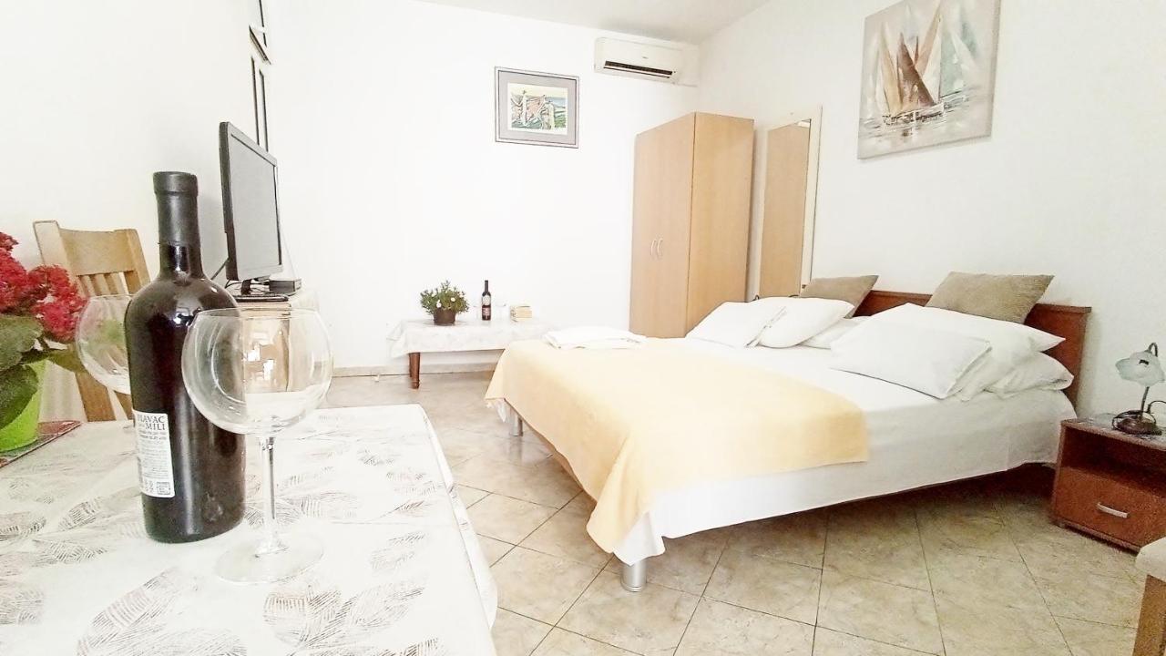 Ava Studio Apartment And Room Dubrovnik Exterior photo